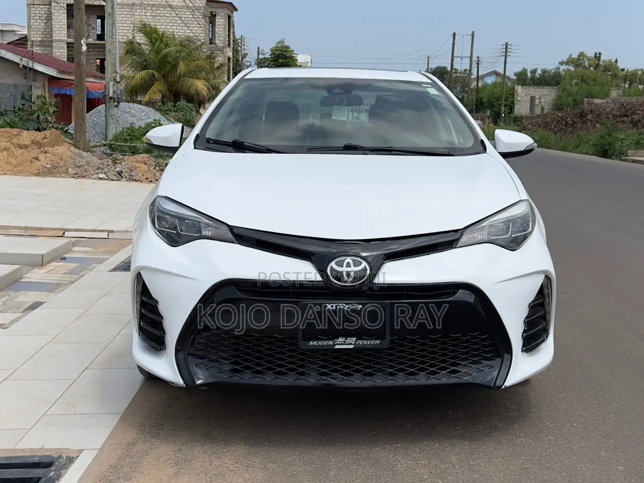 Toyota Corolla XSE 4dr Sedan (1.8L 4cyl CVT) 2017 White