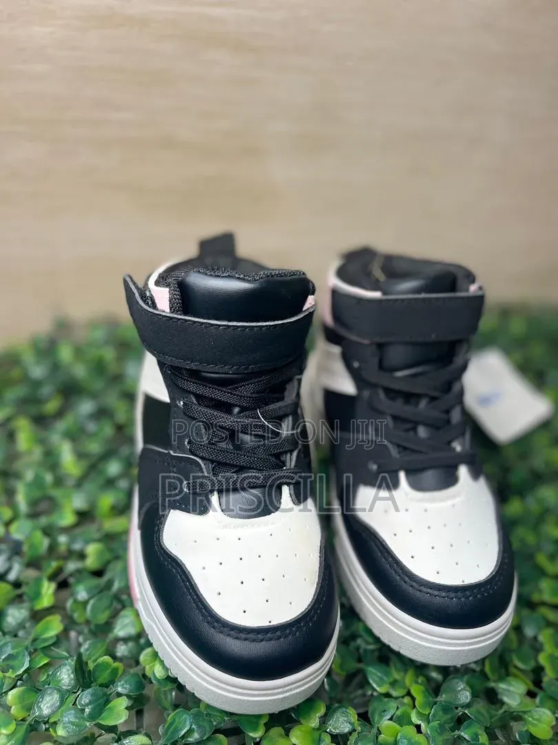 Lc Wiakiki High -Top Sneakers