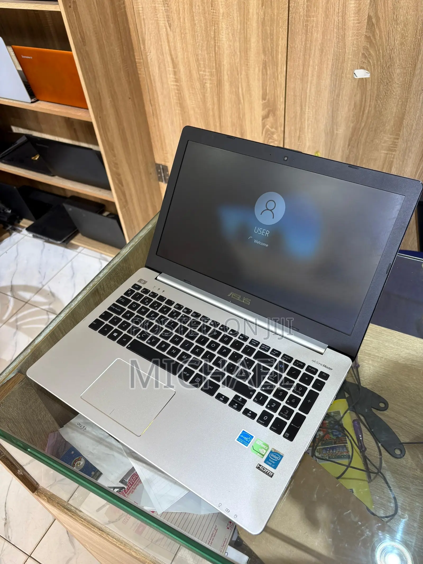 Laptop Asus A42DE 8GB Intel Core i7 HDD 500GB