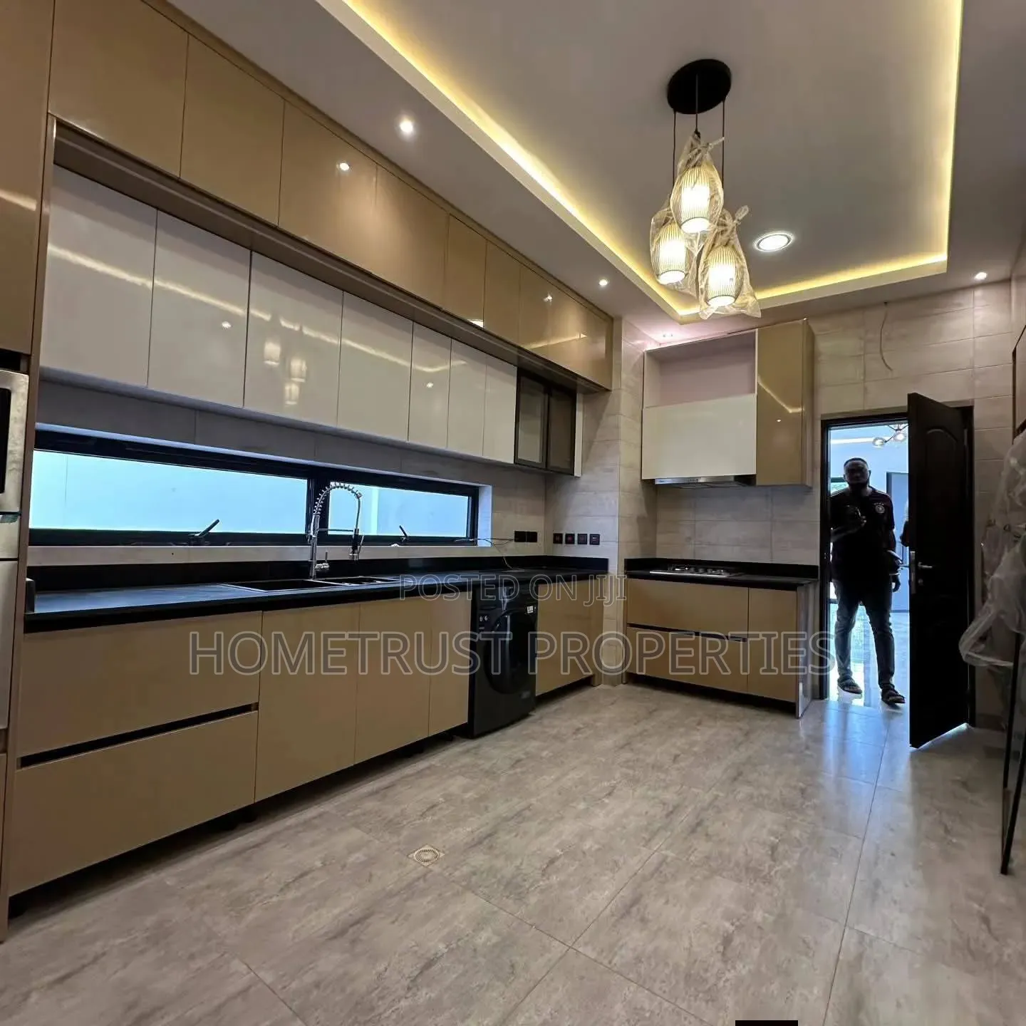 4bdrm Duplex in Spintex Shell, Baatsona Total for sale