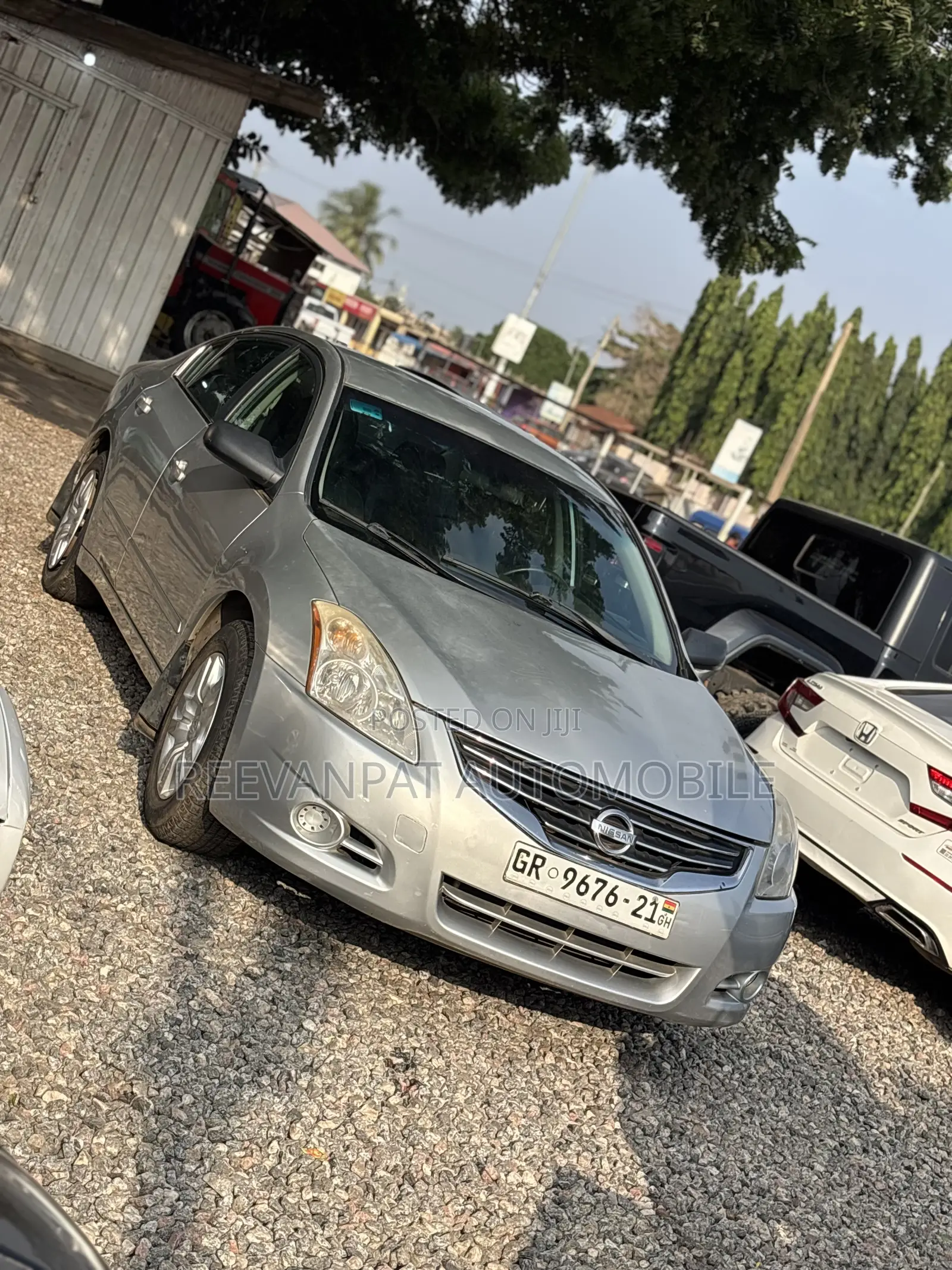 Nissan Altima 2012 Silver