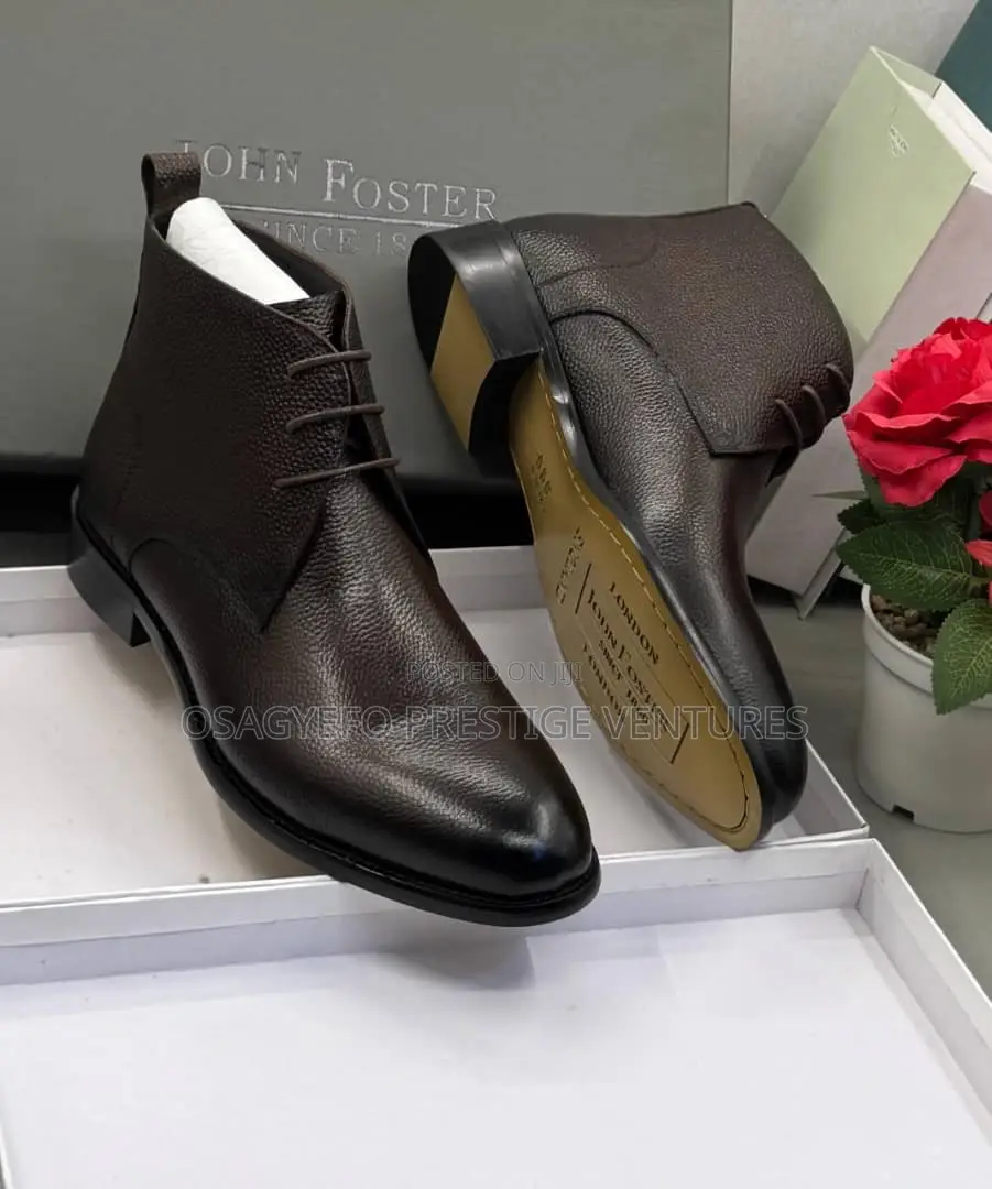 John Foster Men’S Premium Leather Chukka Boots