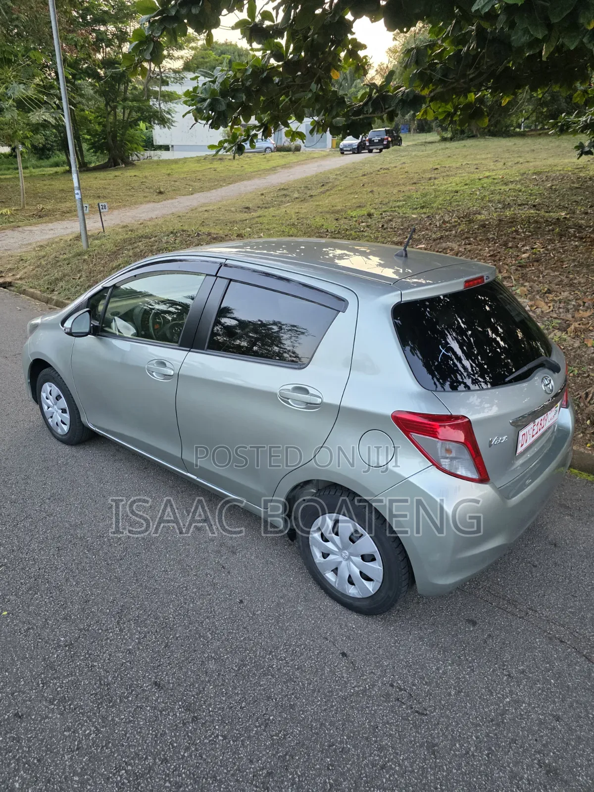 Toyota Vitz 2013 Green