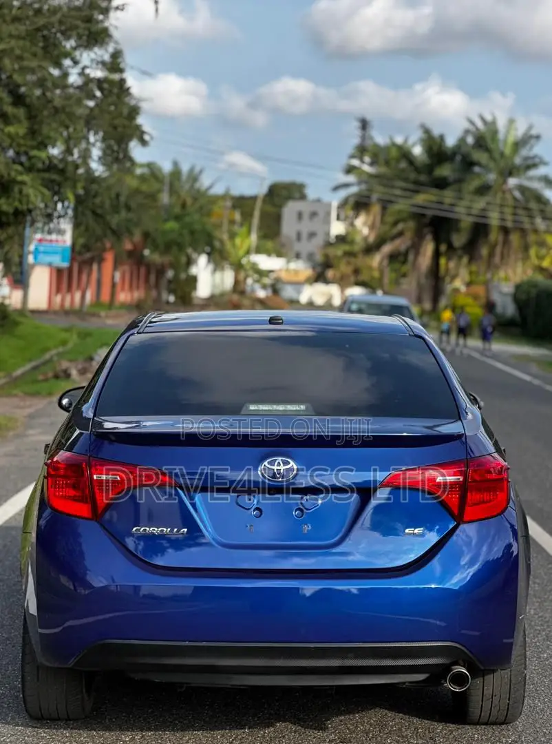 Toyota Corolla 2017 Blue