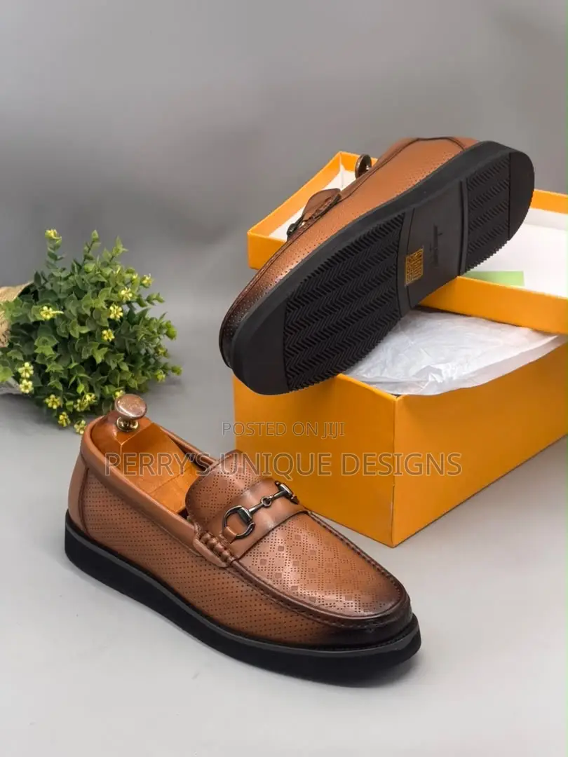 Elevate Your Professional and Casual Wardrobe