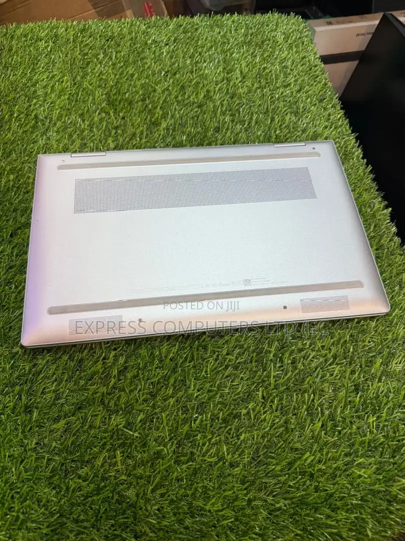 Laptop HP Envy 15-ep0xxx 16GB Intel Core i7 SSD 512GB
