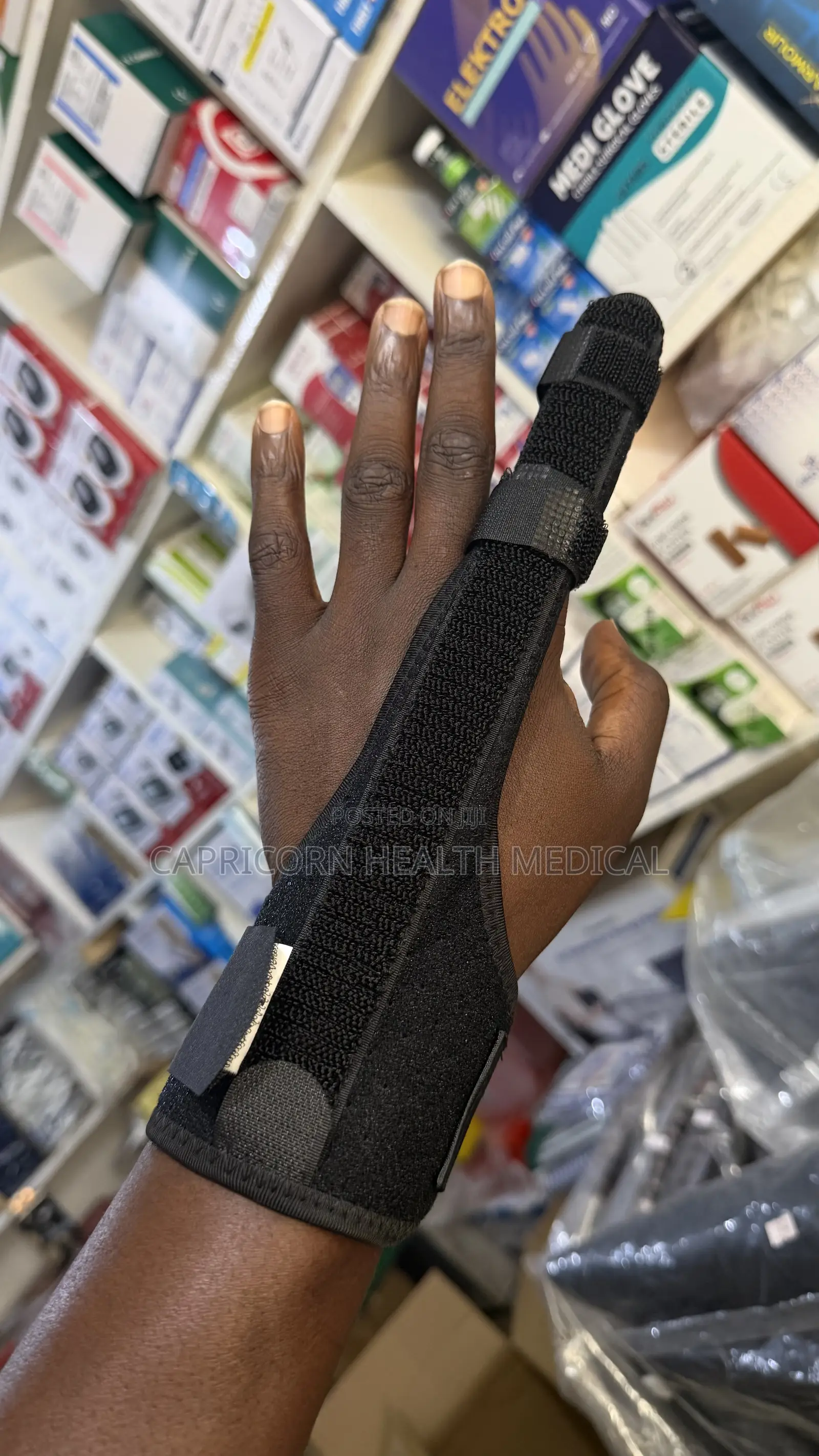 Fingers (Index, Middle, Ring, Little) and Wrist Support Brace