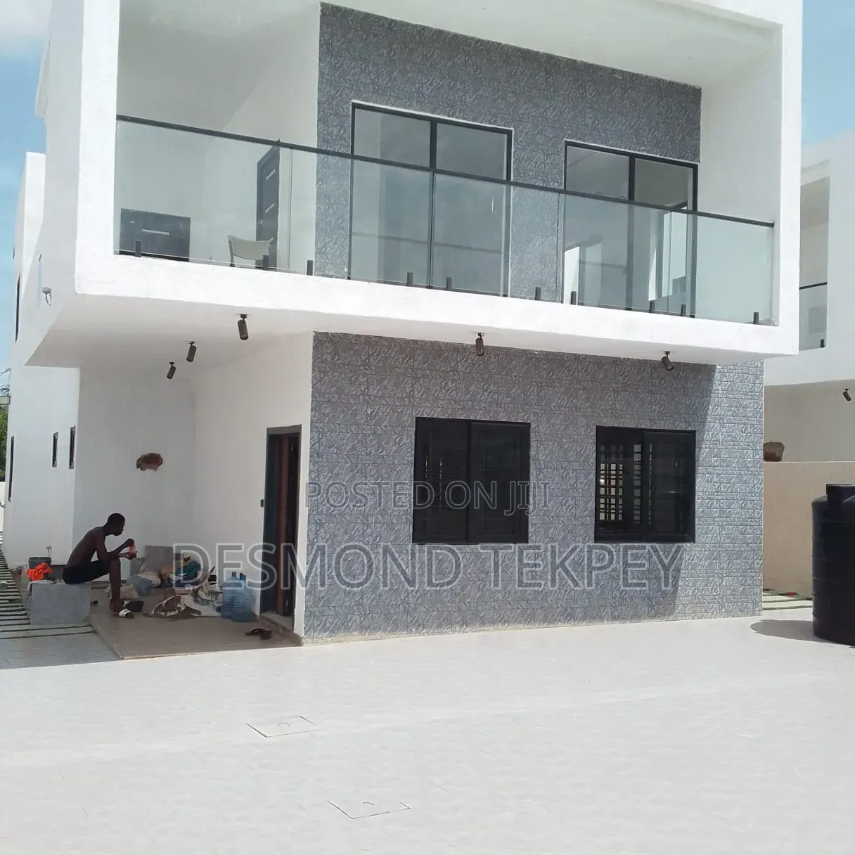 3bdrm Duplex in Adjirinanor, Ability for rent