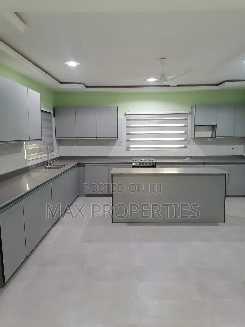 4bdrm House in Pokuase for sale