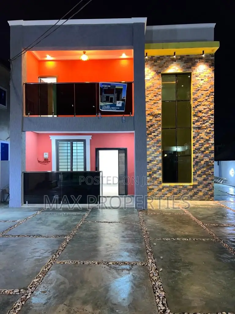 4bdrm House in Kasoa for sale