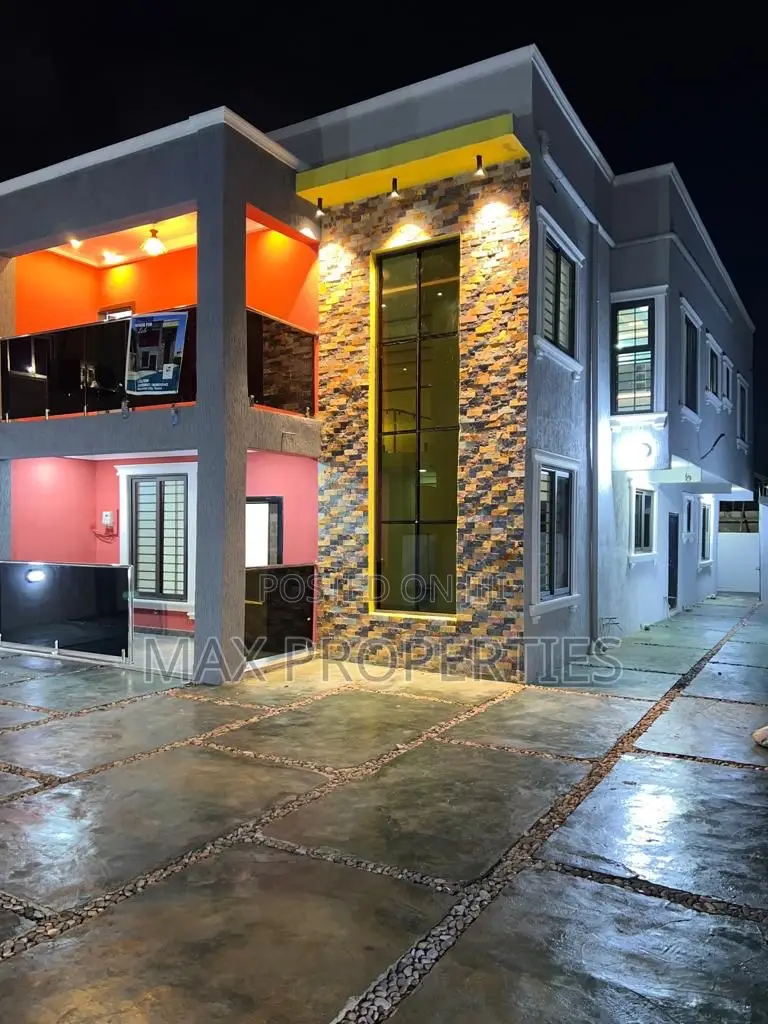 4bdrm House in Kasoa for sale