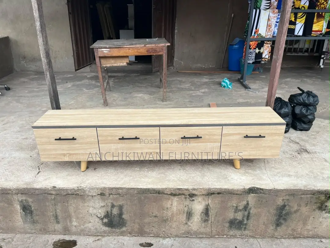 Foreign Board Tv Stand (Cash on Delivery)