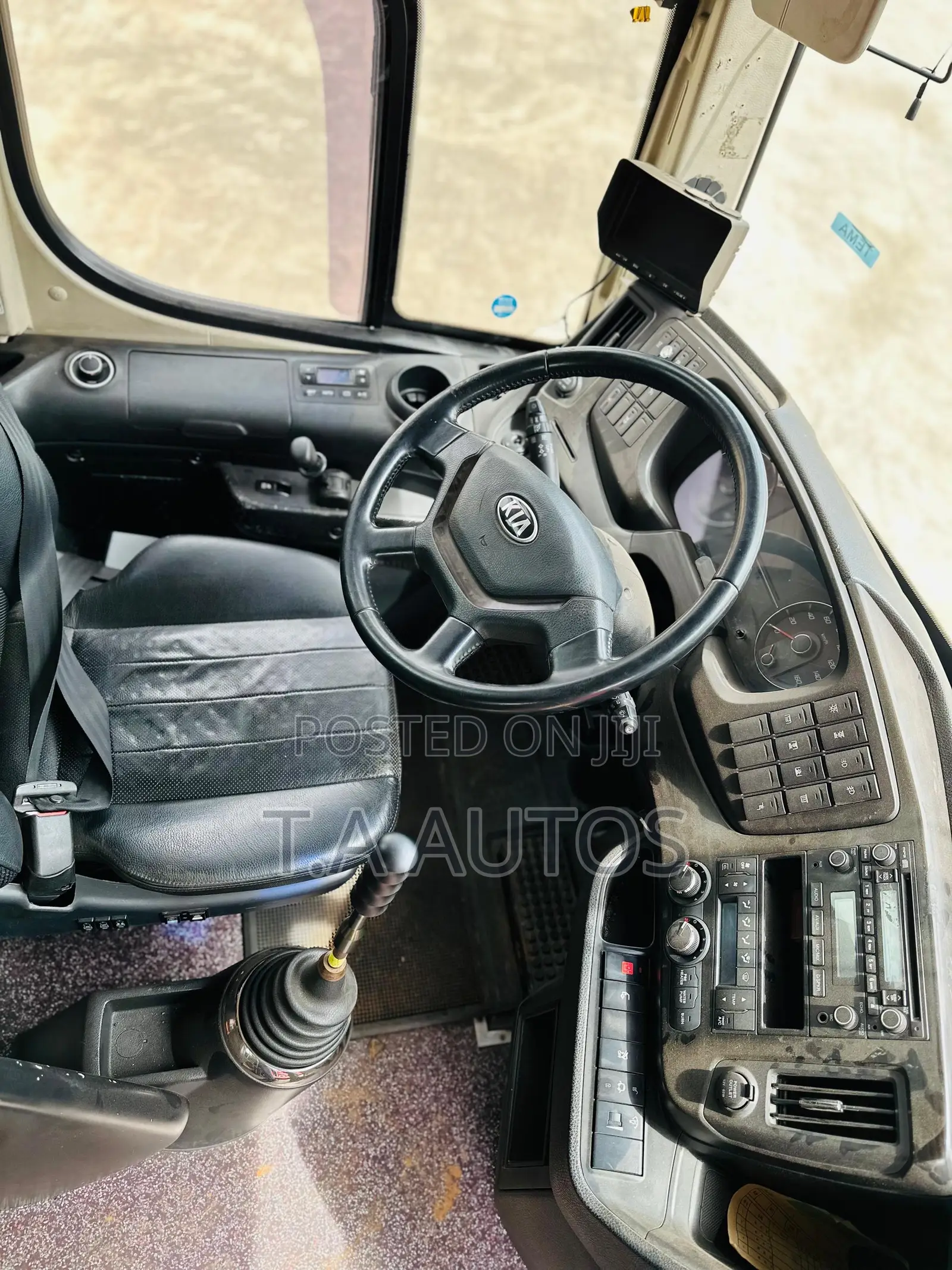 Kia Granbird 2013 Blue