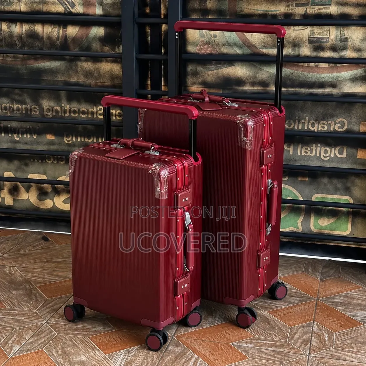 Luggage Set Features a Distinctive Aluminum Frame, Wide Pull Handles