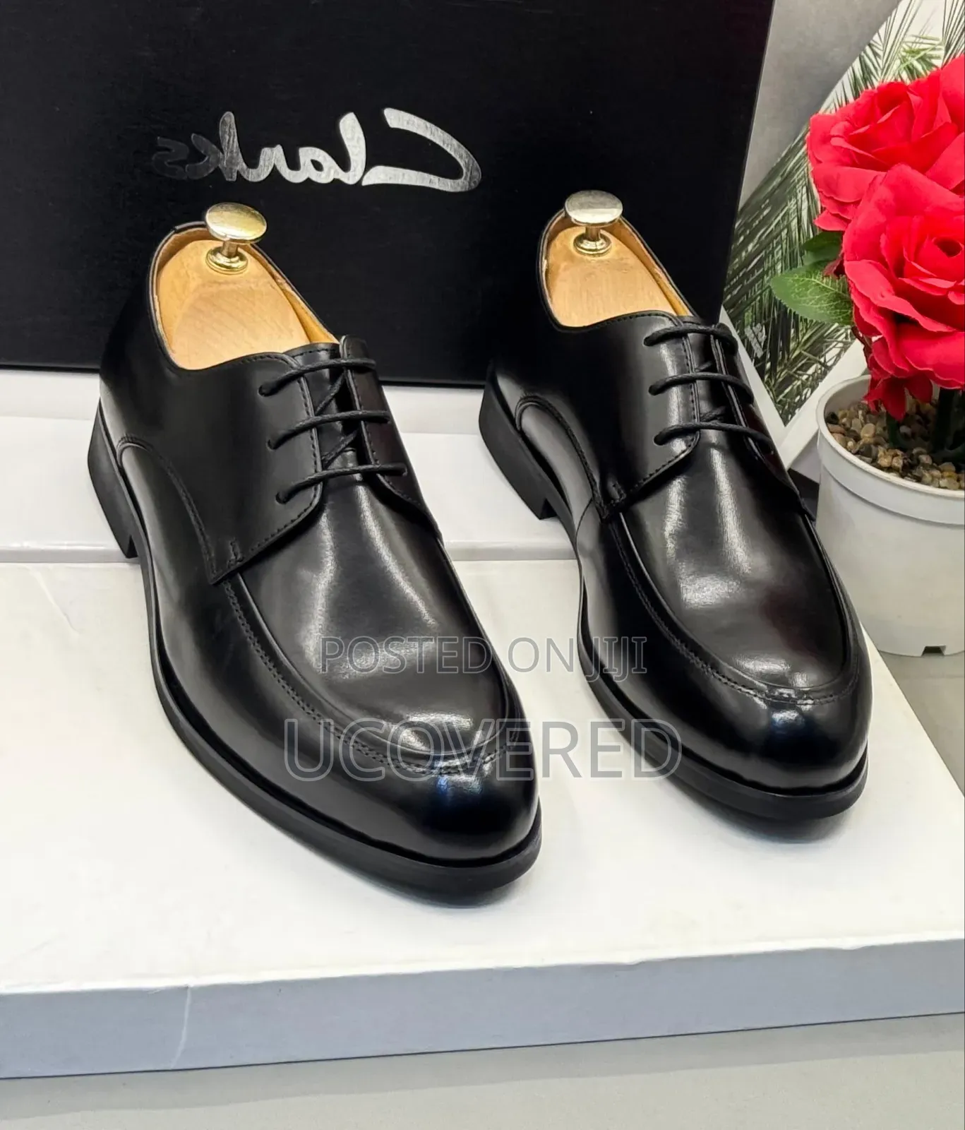 Clarks Split-Toe Derby Shoes