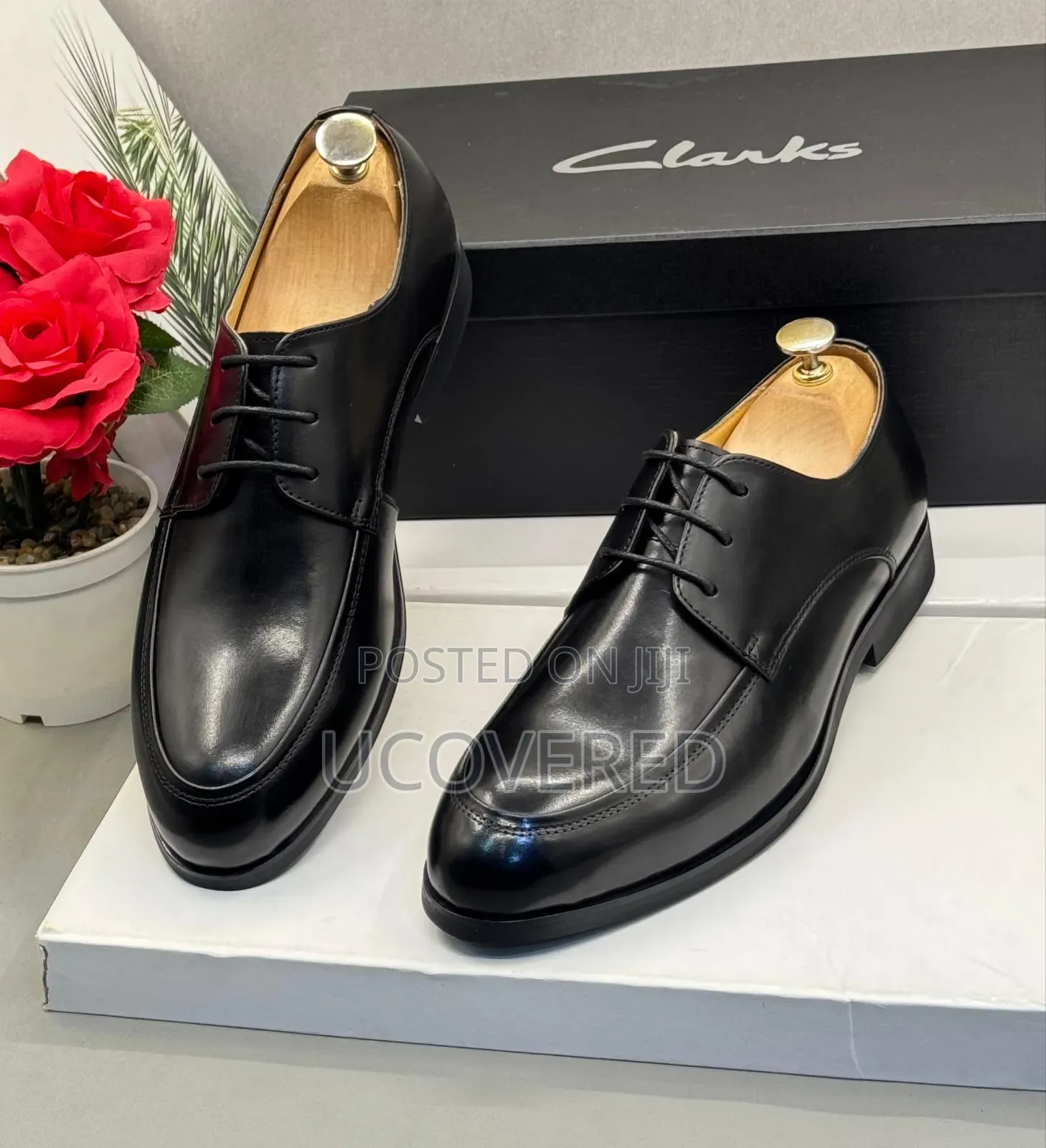 Clarks Split-Toe Derby Shoes