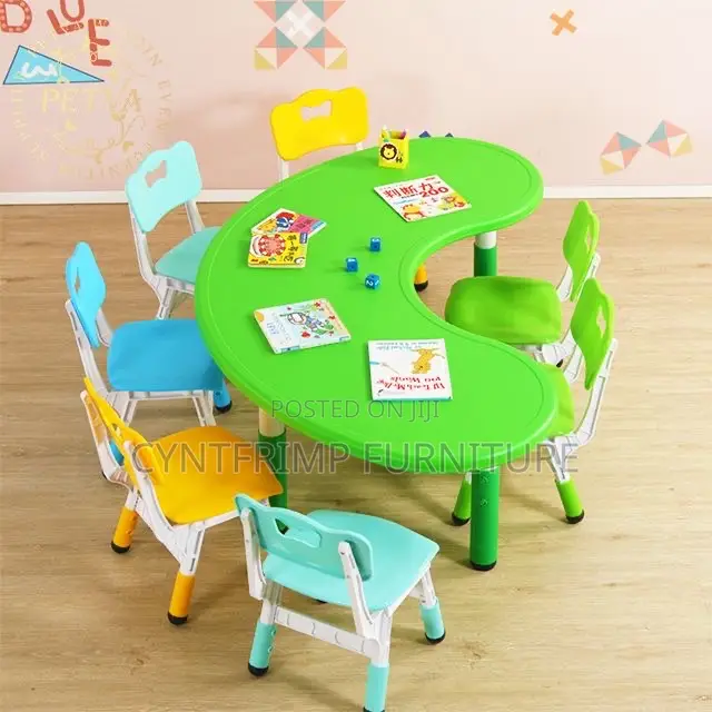 Curved Pre School Table