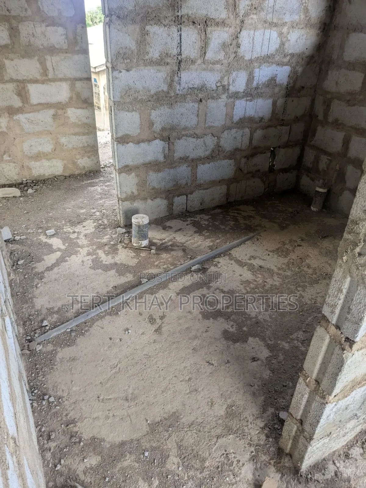 4bdrm House in Ashalaja, Amasaman for sale