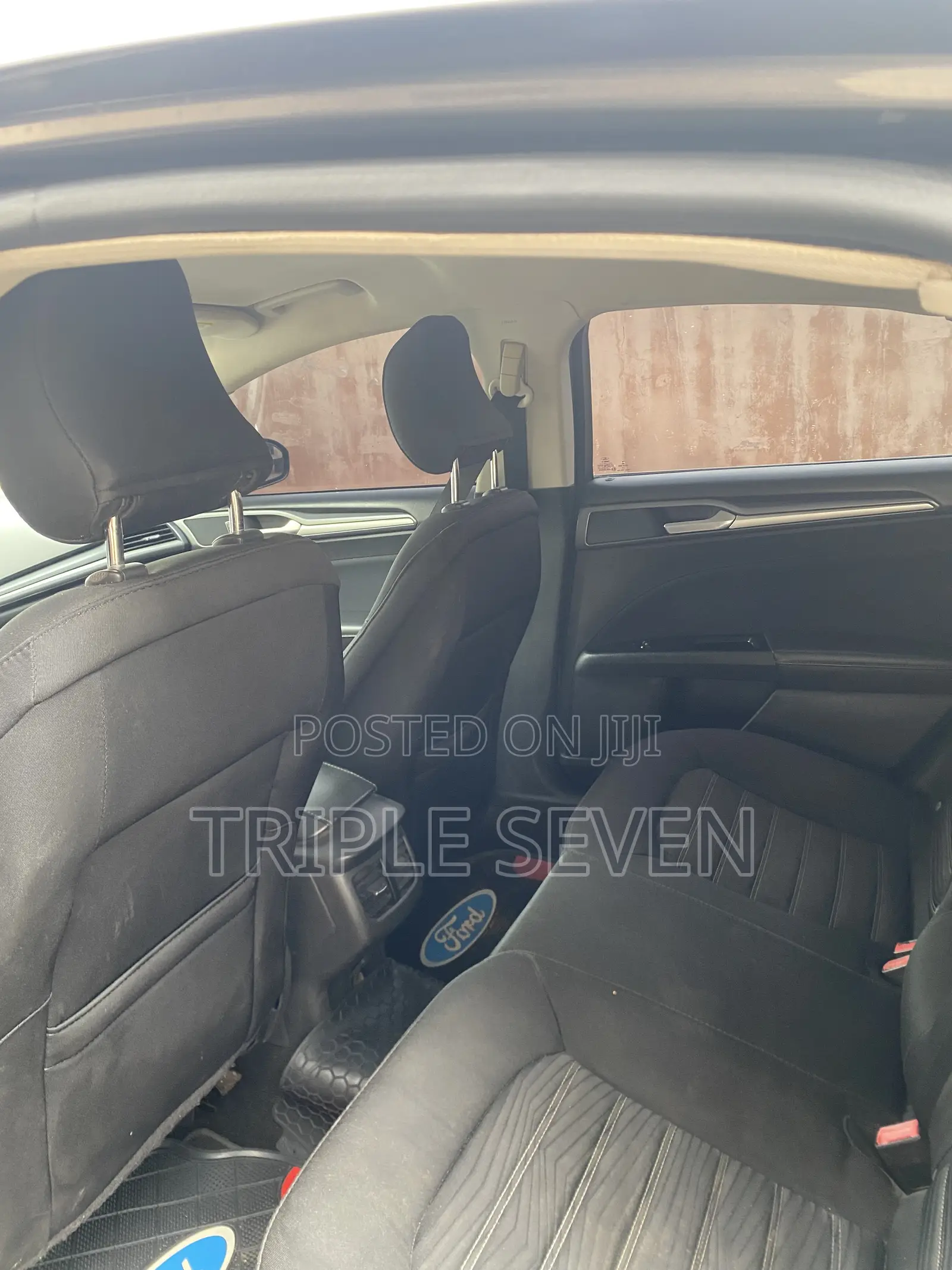 Ford Fusion SE 4dr Sedan (2.5L 4cyl 6A) 2014 Gray