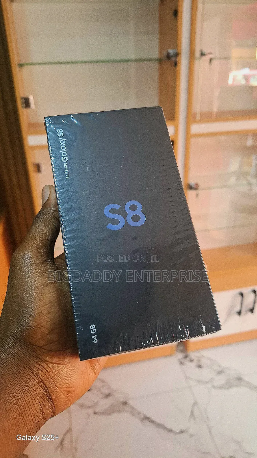 New Samsung Galaxy S8 64 GB Black