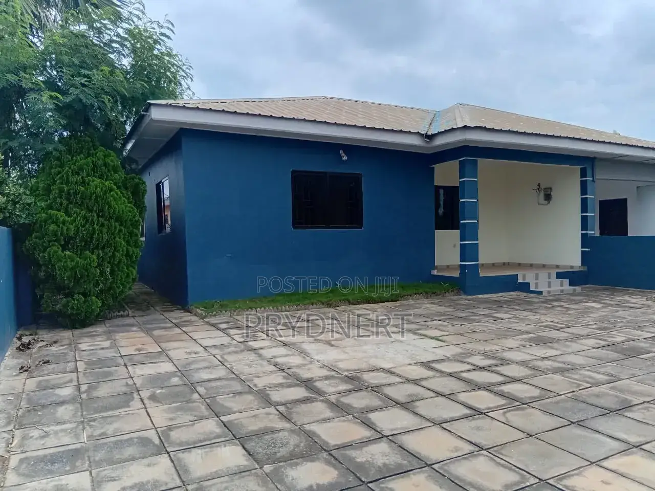 3bdrm House in Devtraco, Tema Metropolitan for rent