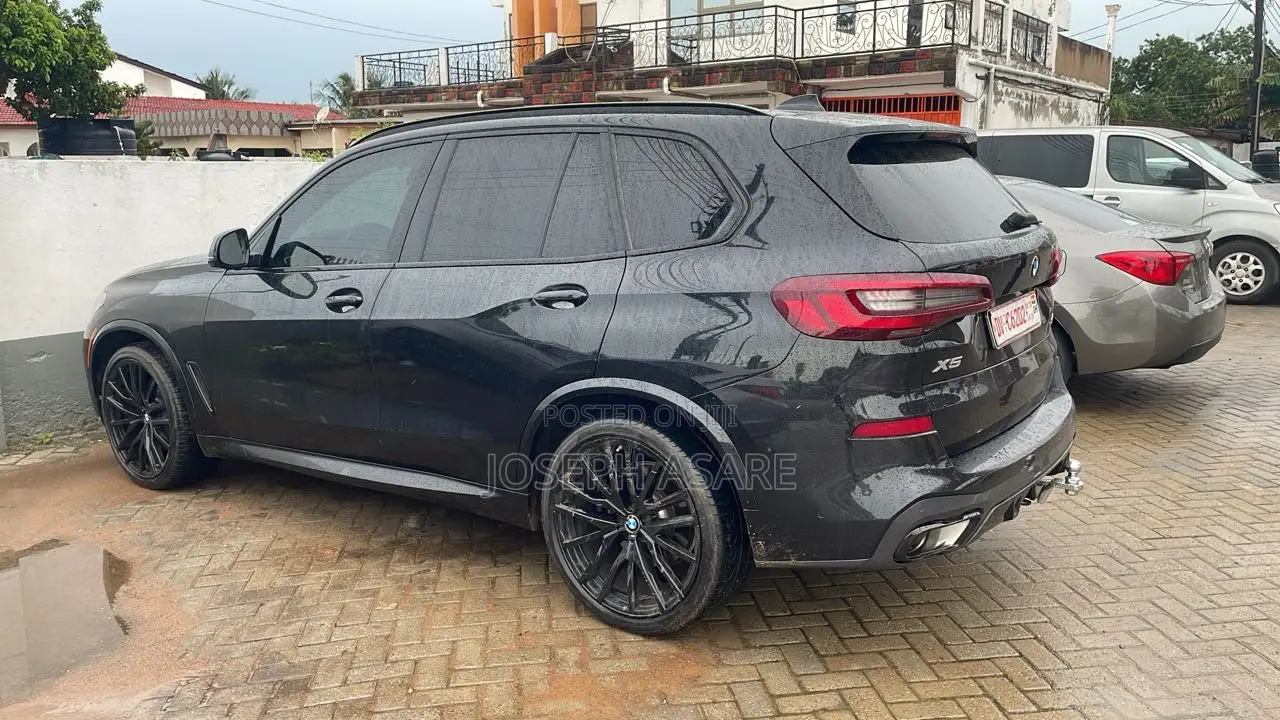 BMW X5 xDrive40i 2023 Black