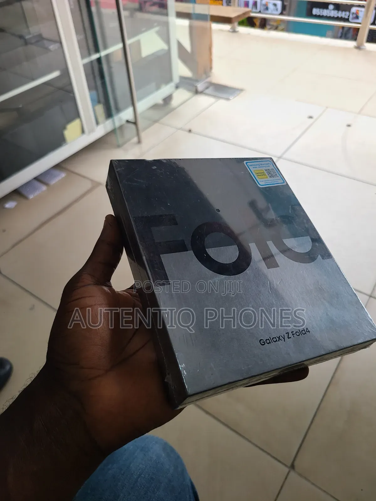 New Samsung Galaxy Z Fold4 256 GB Black