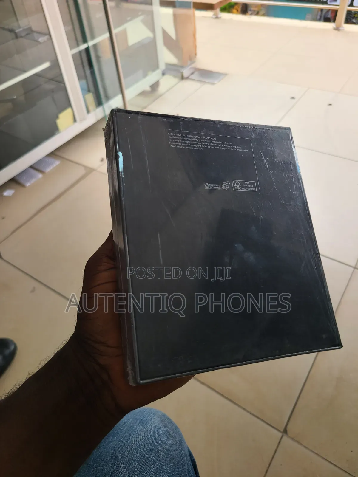 New Samsung Galaxy Z Fold4 256 GB Black