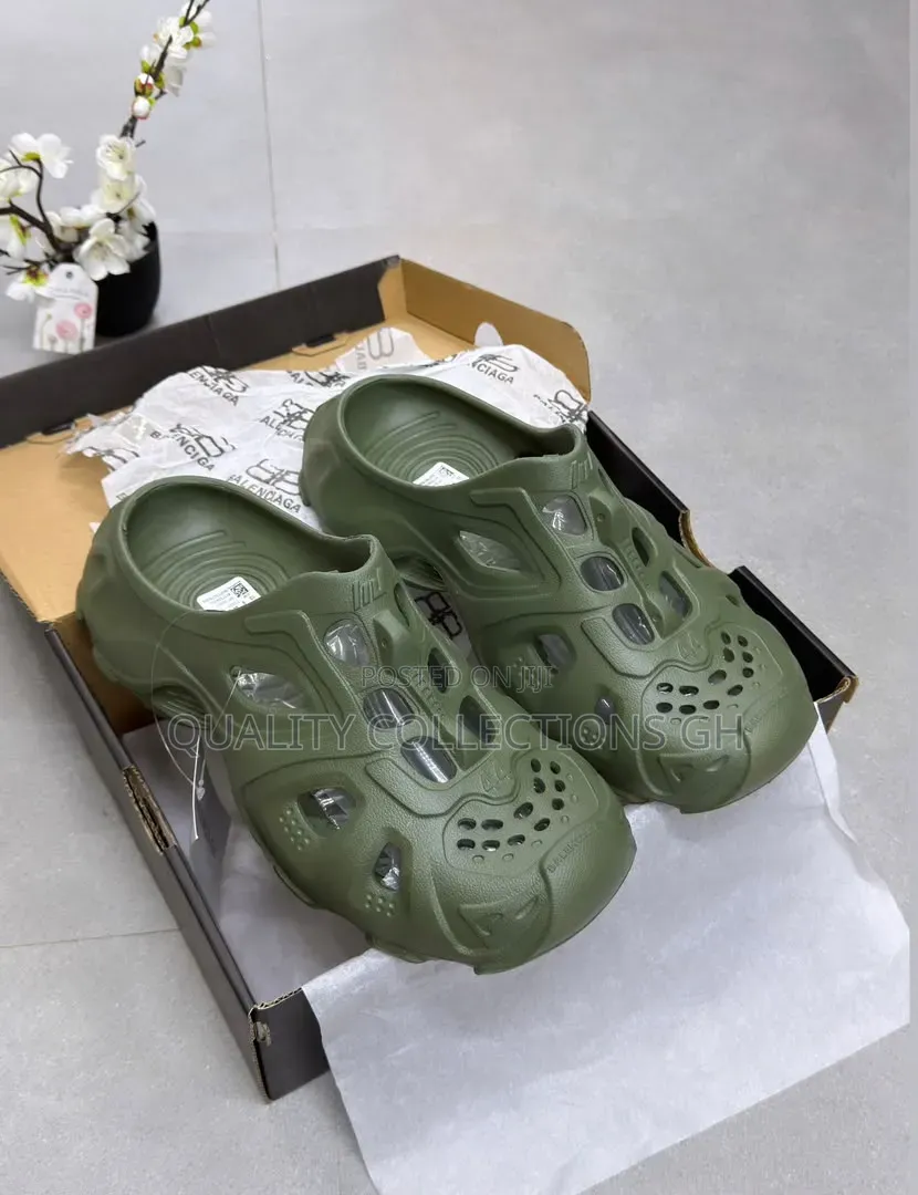 Balenciaga Mule