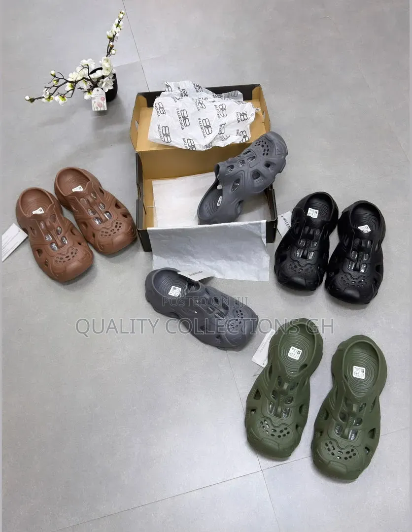 Balenciaga Mule