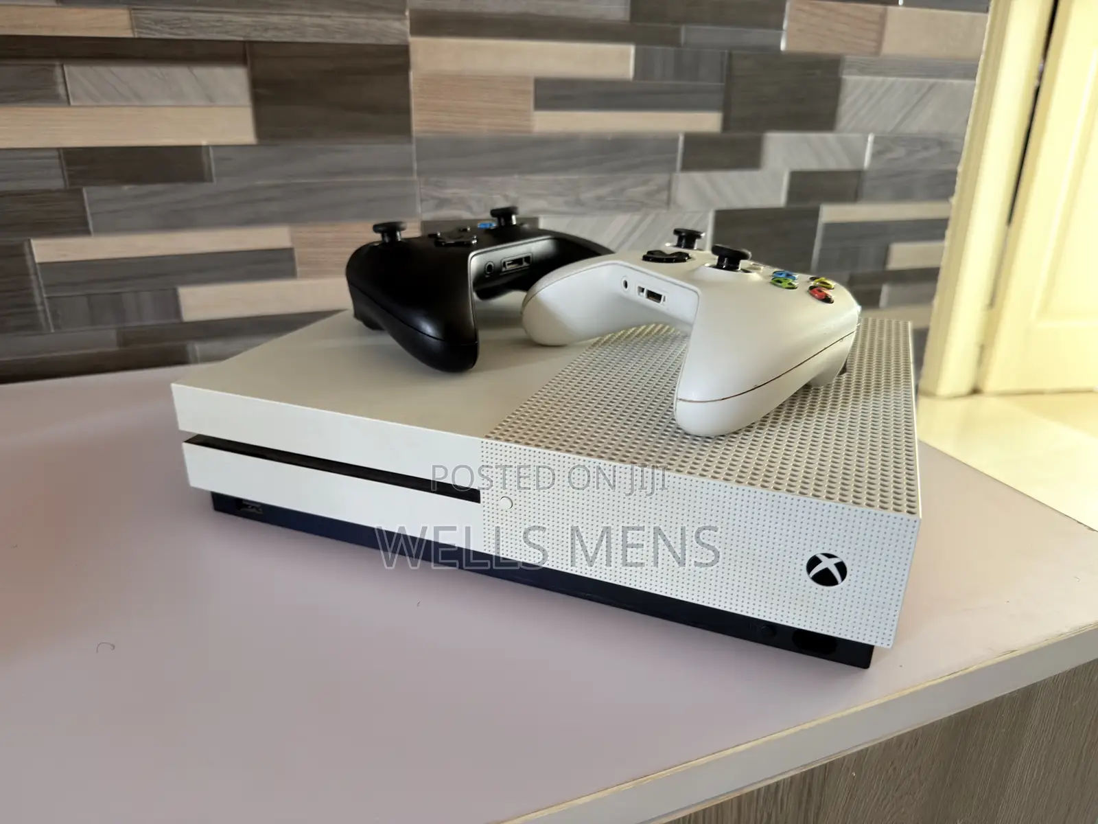 Xbox One S