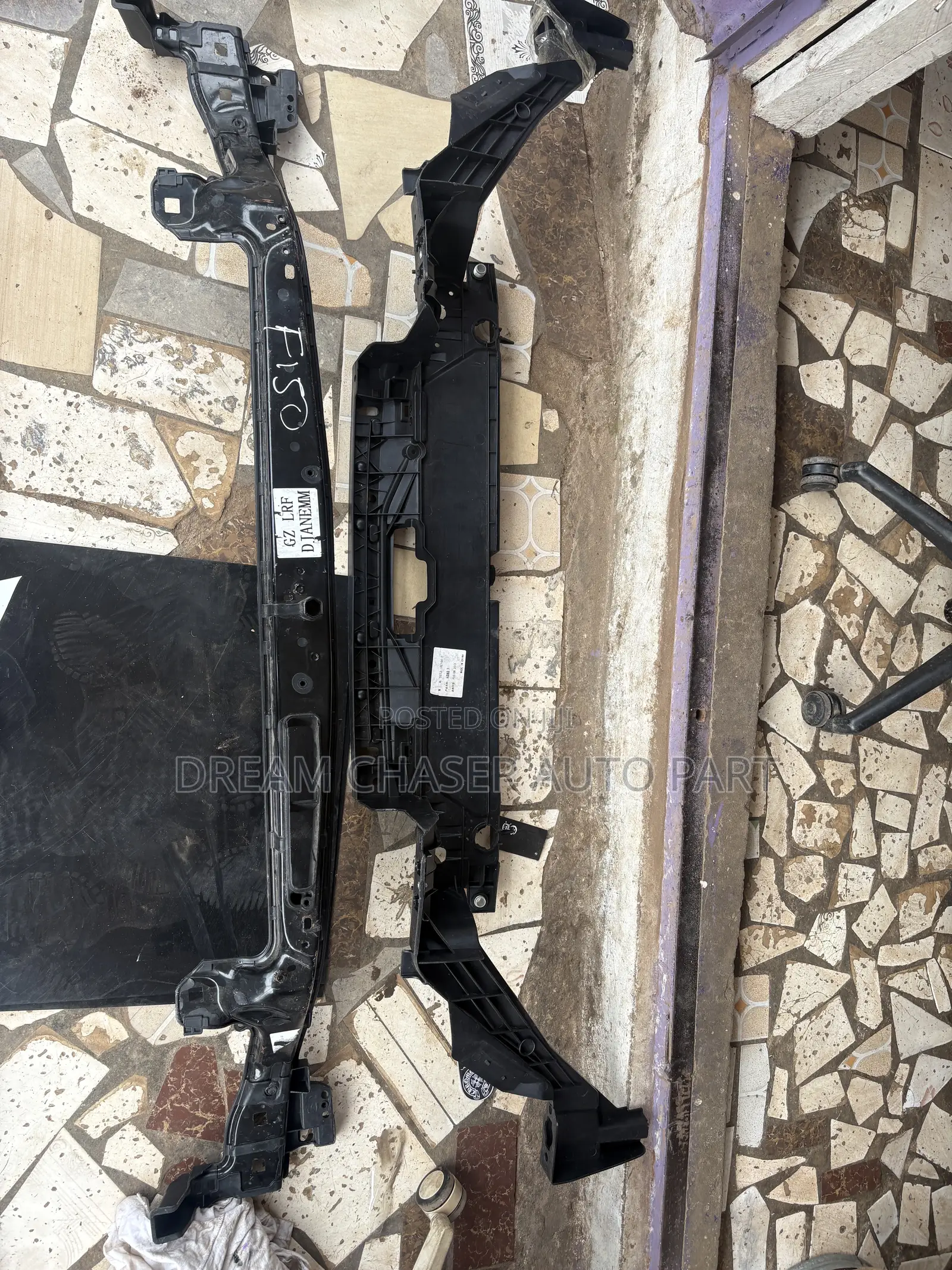 Ford Fusion 2013-2019 Front Support Top and Down