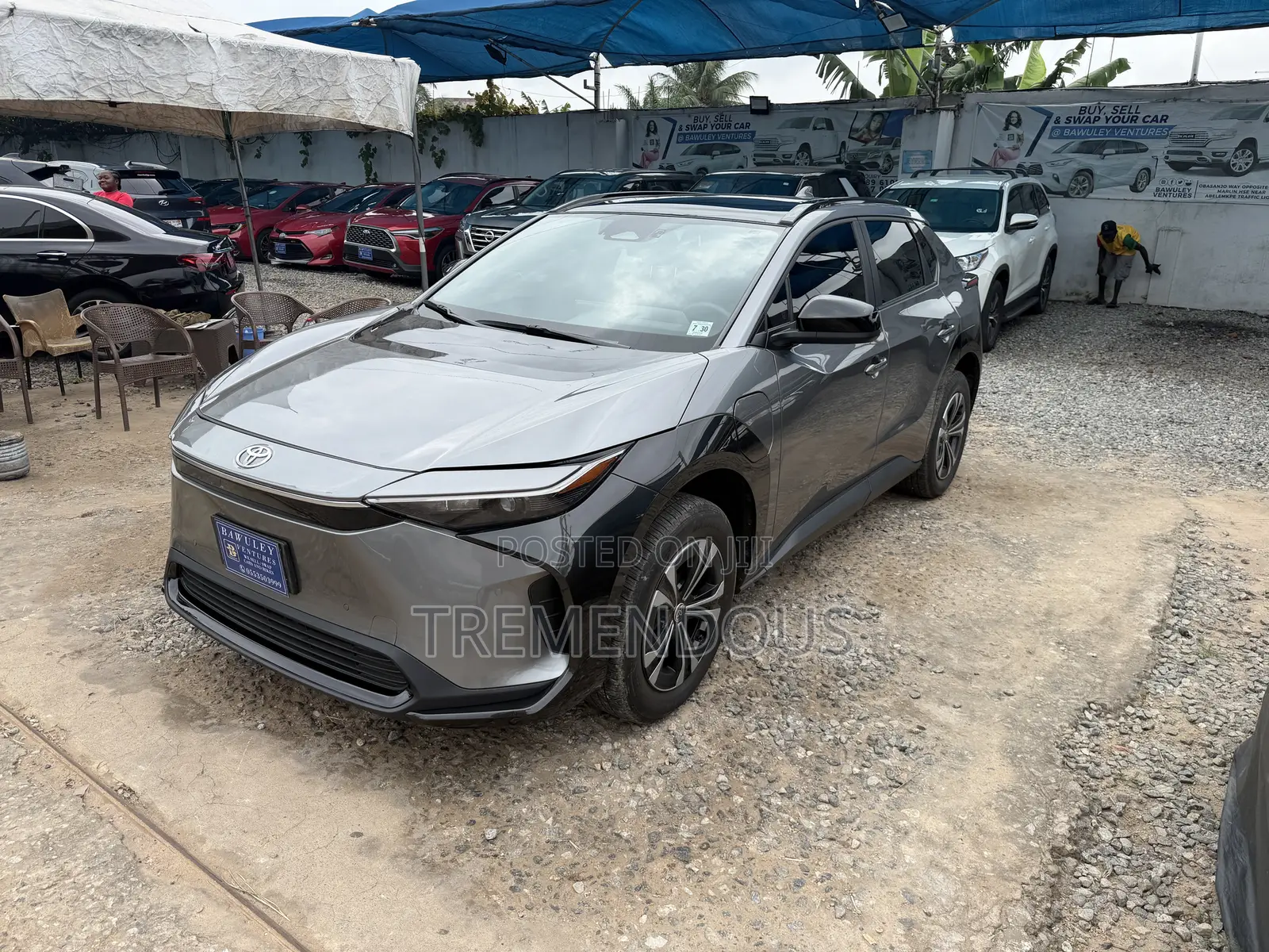 Toyota bZ4X XLE AWD 2025 Gray