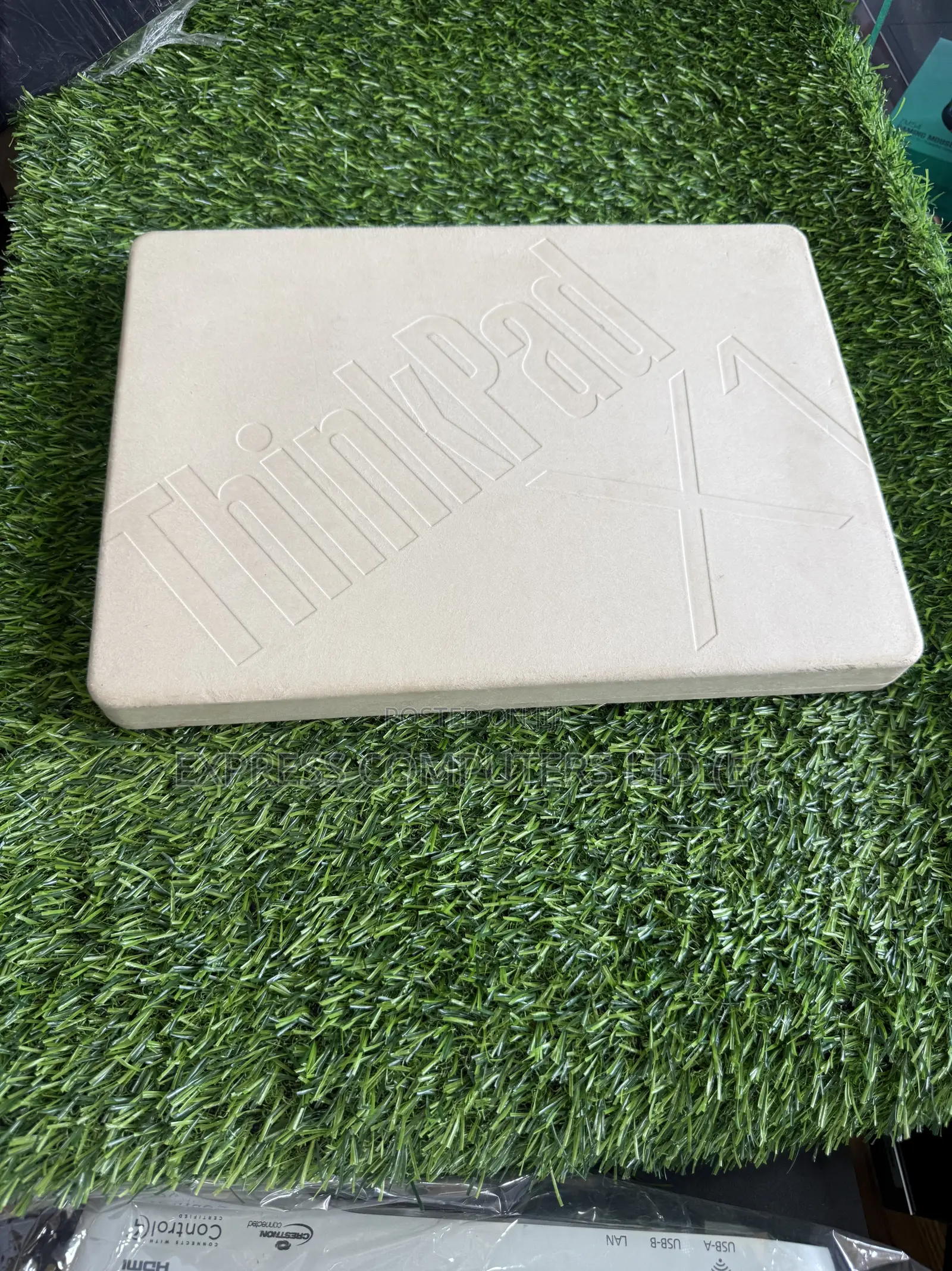 New Lenovo ThinkPad X1 Carbon Gen11 16GB Intel Core Ultra 7 SSD 1T