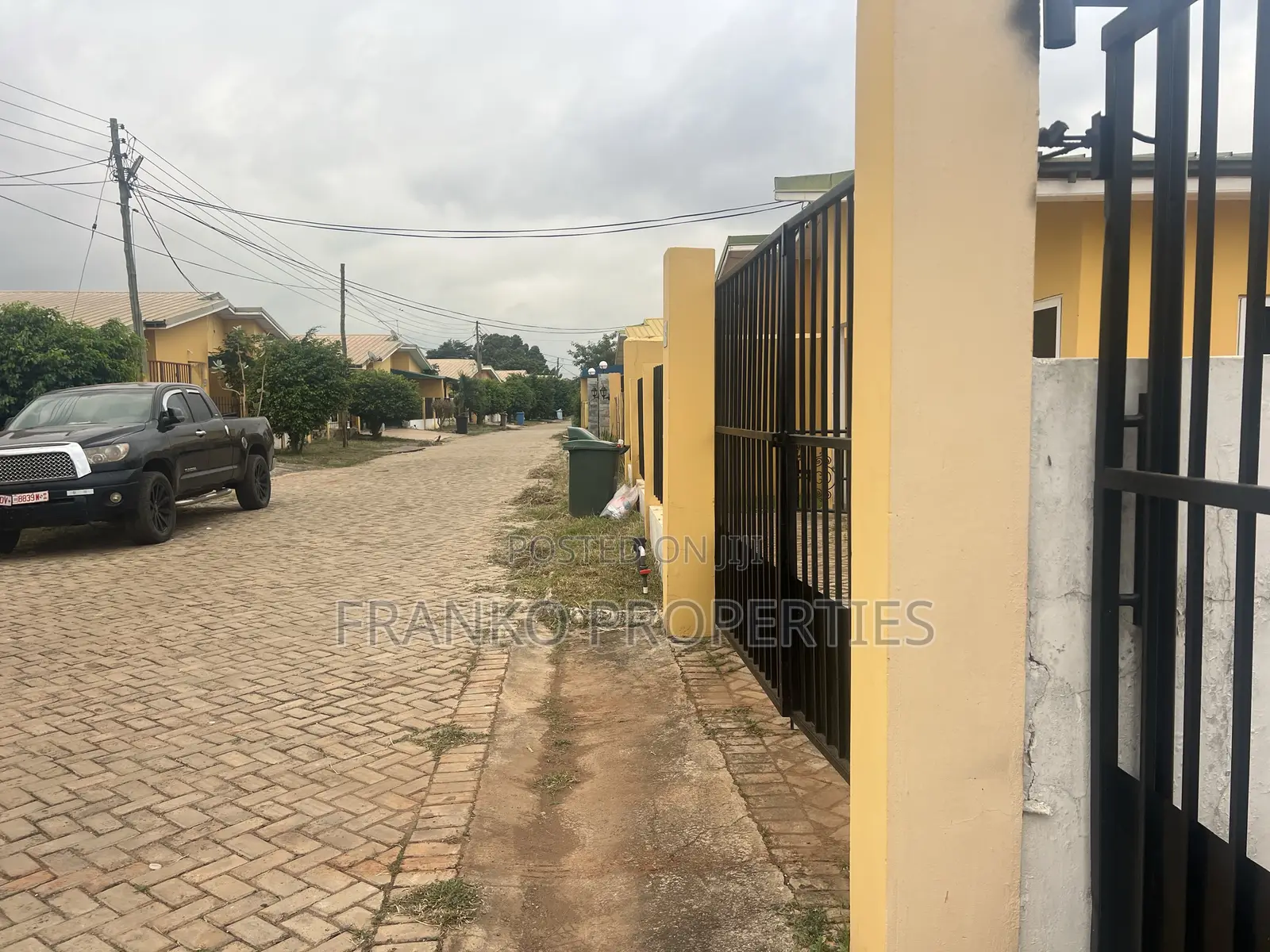 2bdrm House in Franko Properties, Amrahia for sale