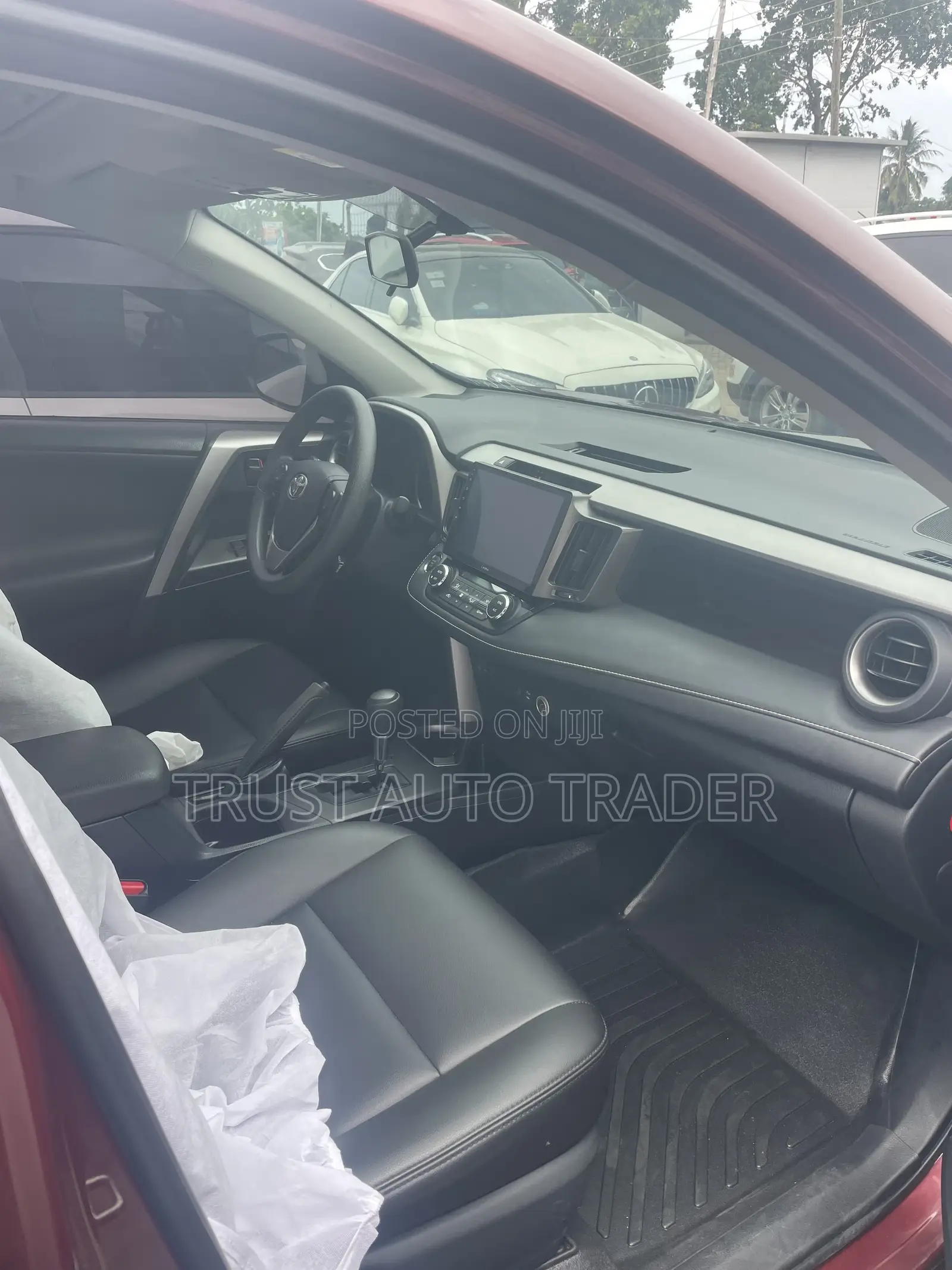 Toyota RAV4 2018 Burgundy
