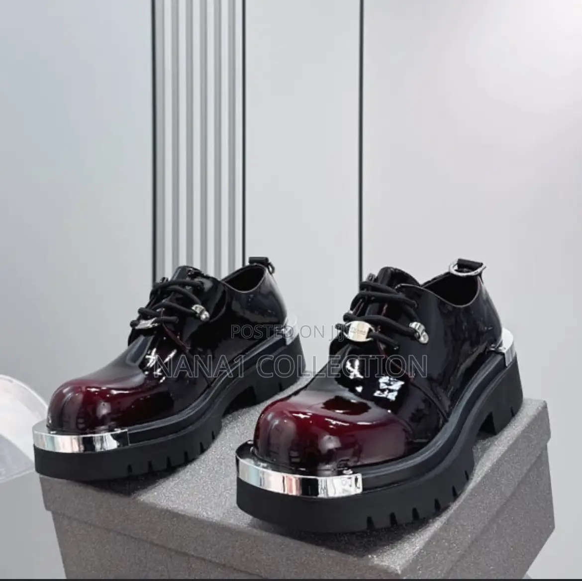 Balenciaga — Style Leather Derby Shoes