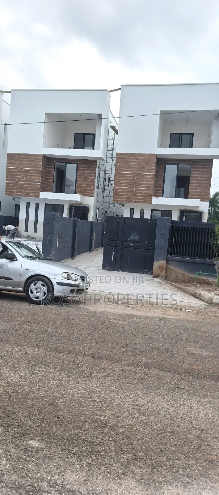 4bdrm House in East Legon American for sale