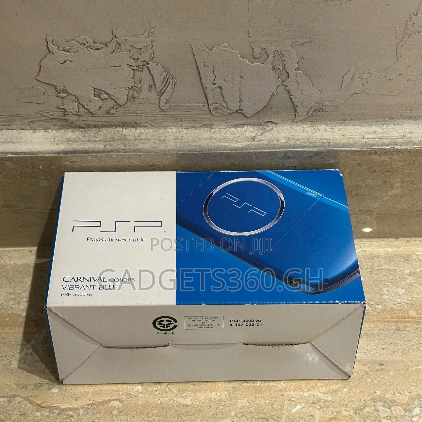Sony PSP Slim (Vibrant Blue + 16gb Sdhc)