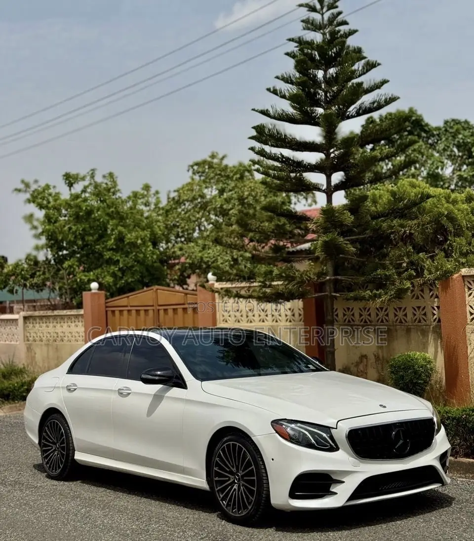 Mercedes-Benz E300 2018 White