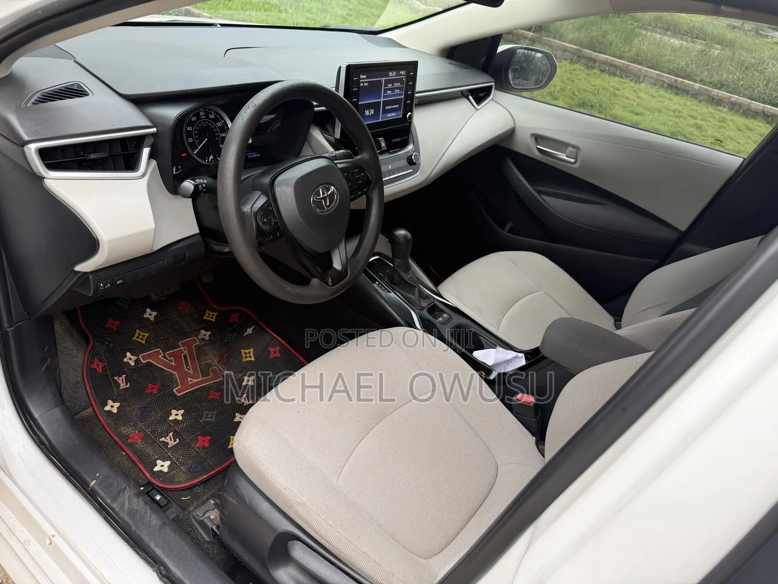 Toyota Corolla 2020 White