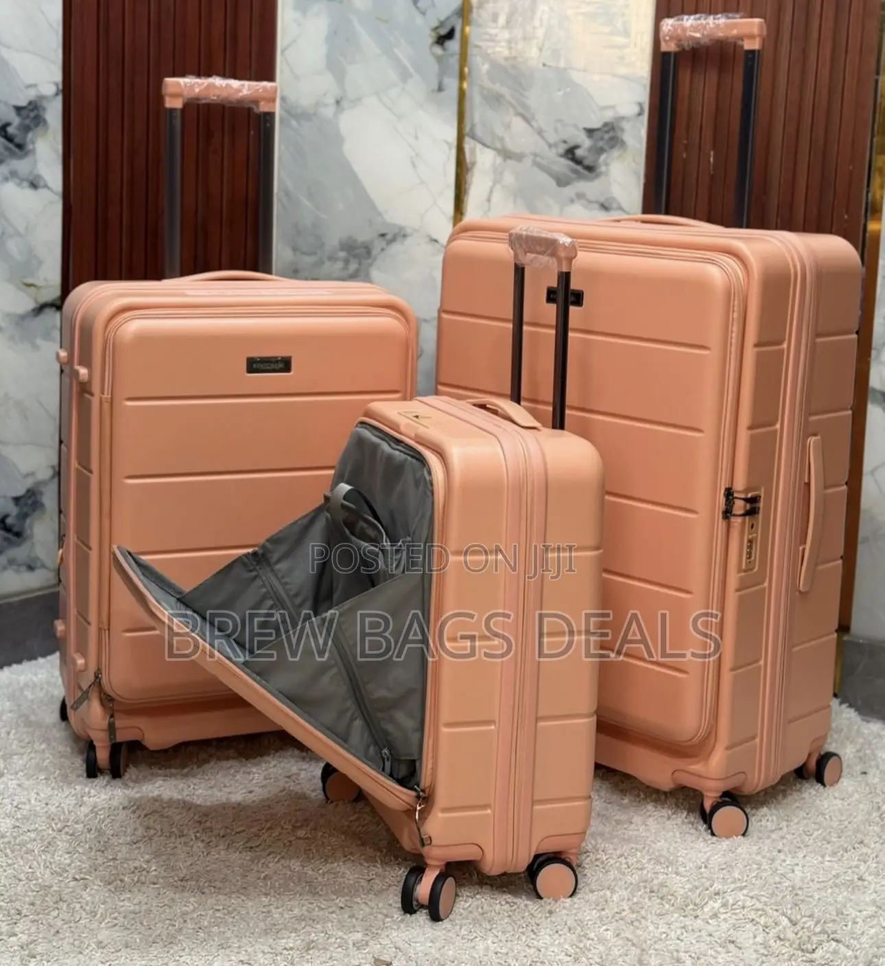 Premium Quality Unicross 3set Front Pocket Usb Unbreakable Bag.