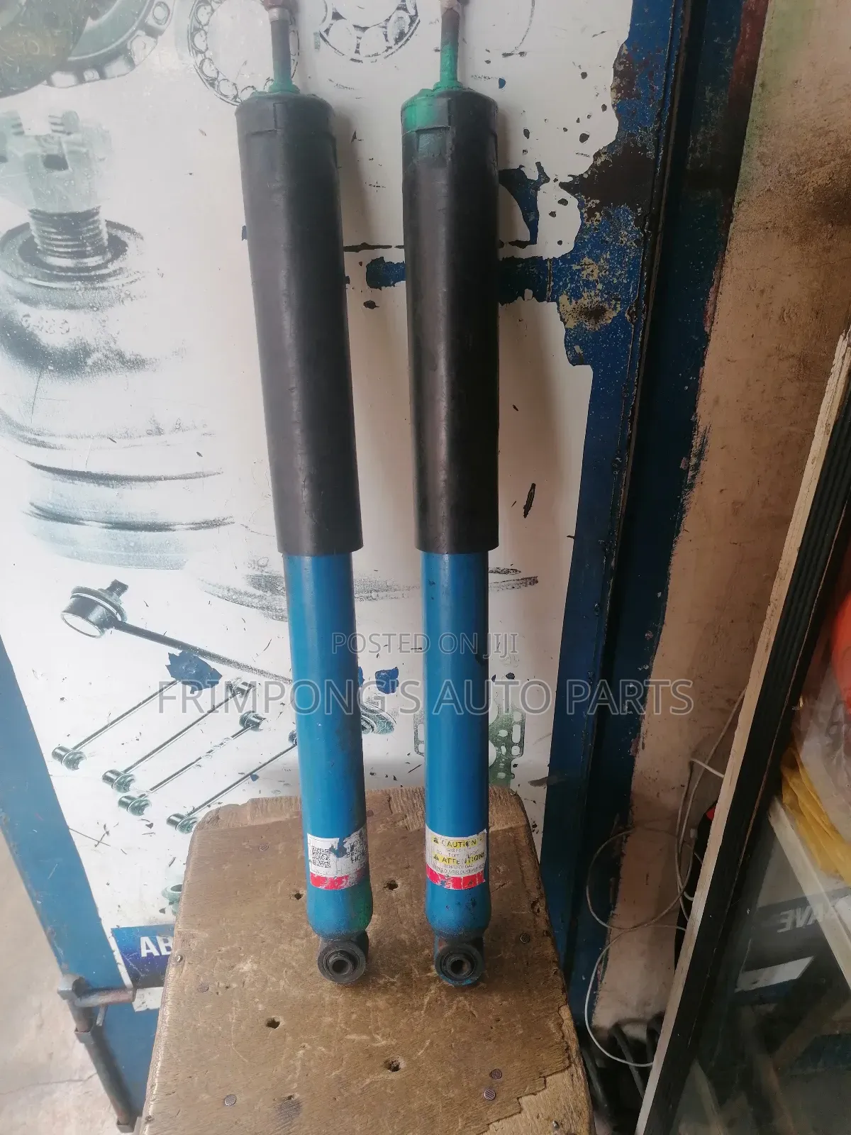 Toyota Tacoma 2009 to 2019 Back Shocks Absorbers