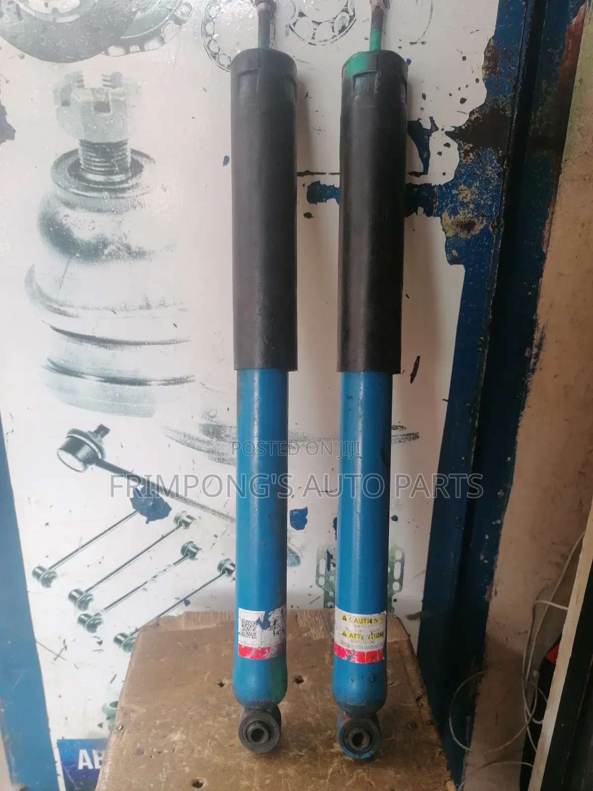 Toyota Tacoma 2009 to 2019 Back Shocks Absorbers