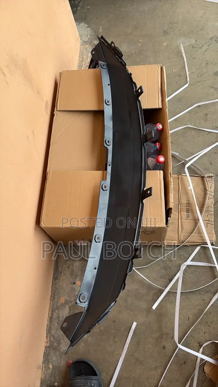 2018-2022 Honda Accord Hood (Bonnet) Moulding
