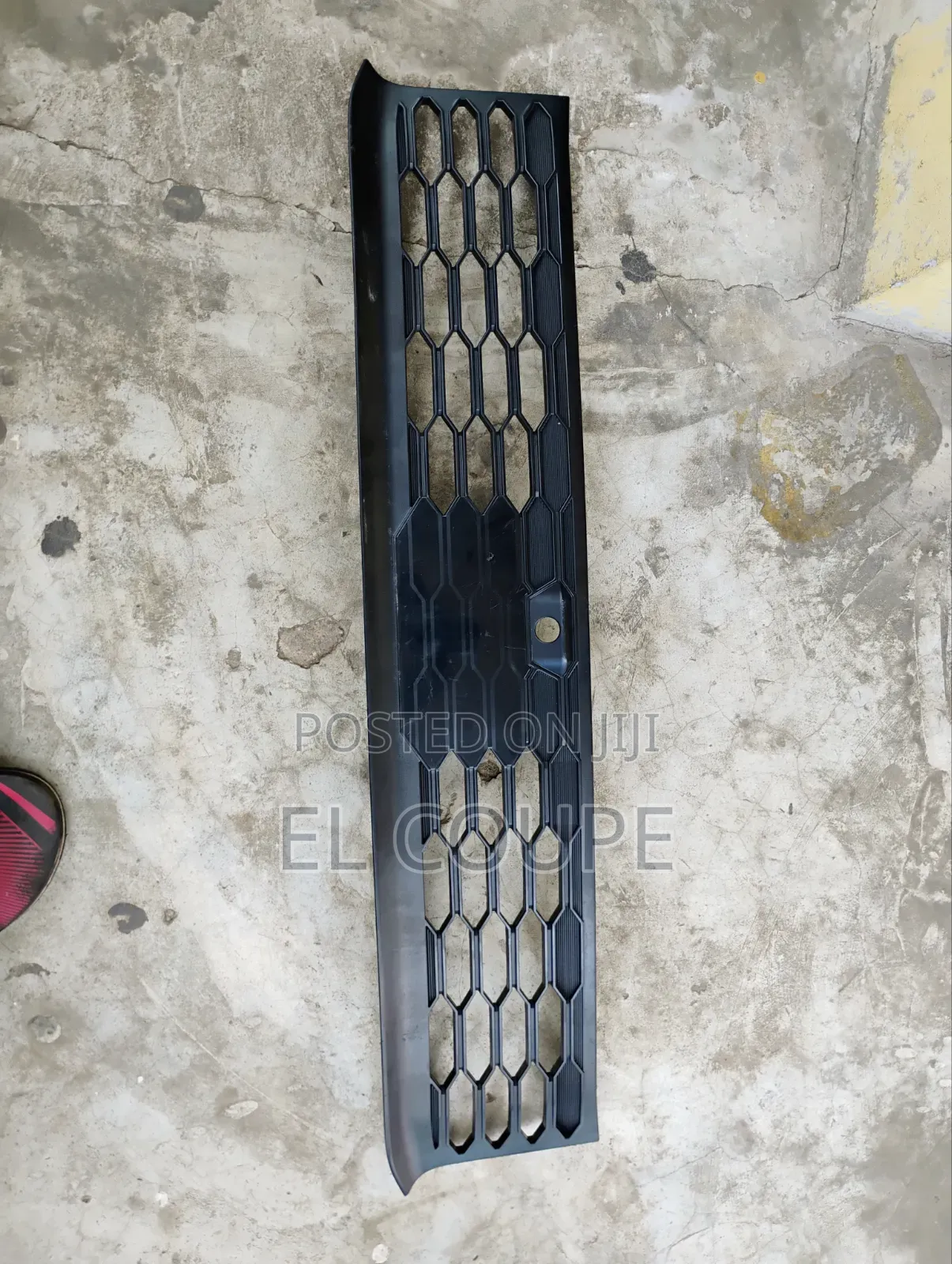 Mitsubishi Outlander 2022-2023-2024 Front Bumper Grille