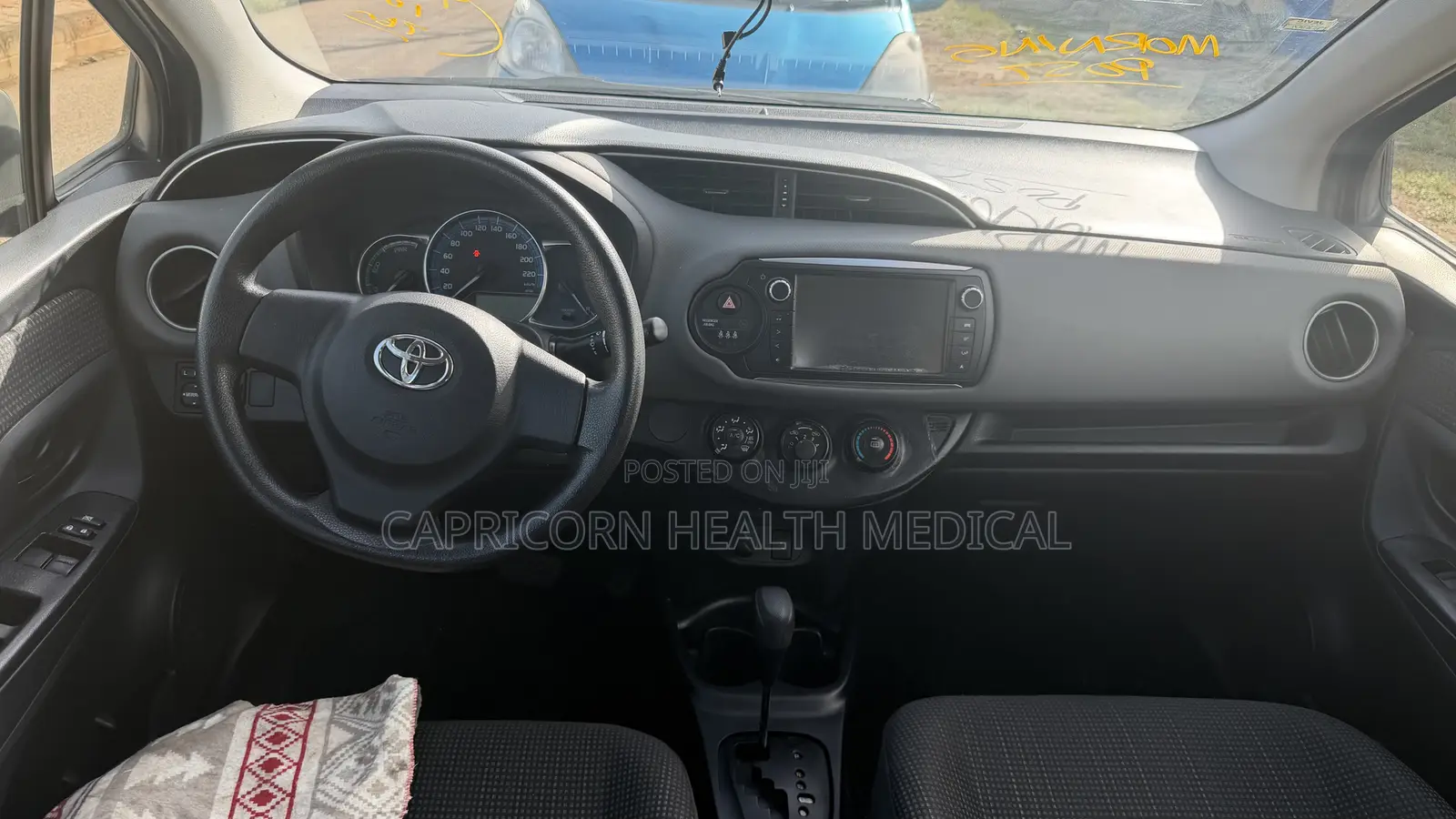 Toyota Vitz 1.0 FWD 5dr 2016 Silver