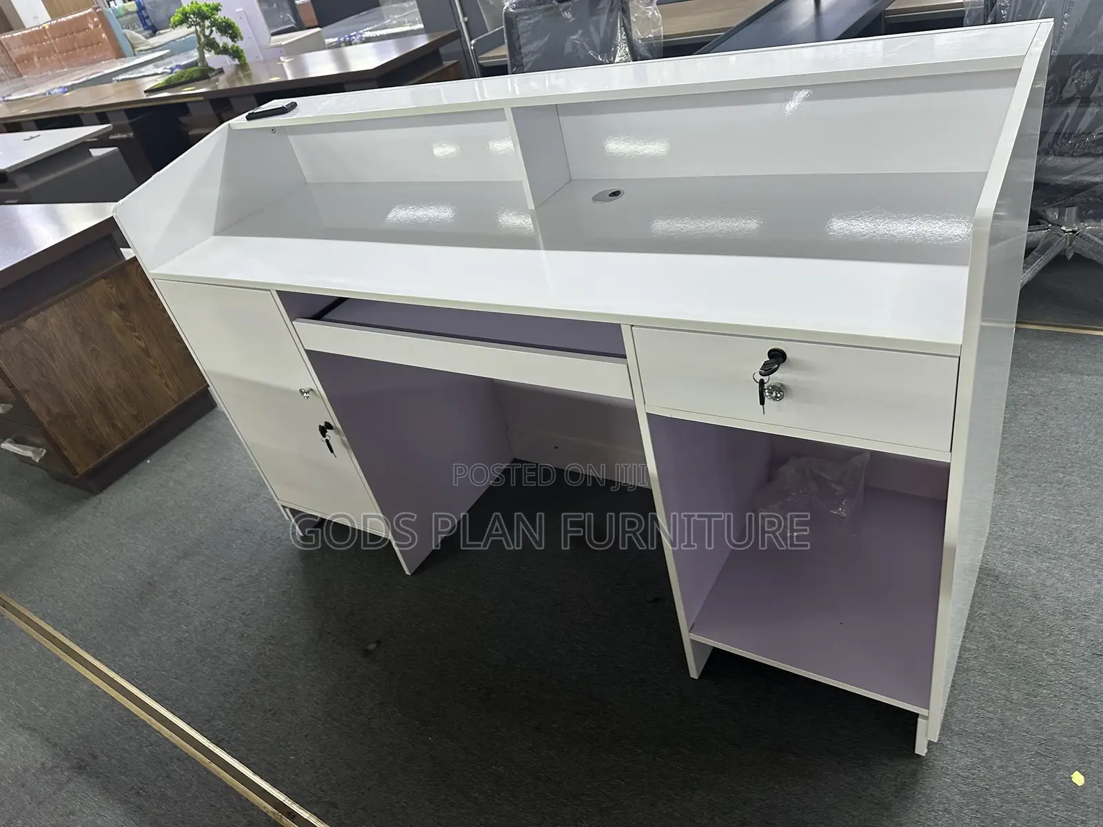 Front Desk (A-018))