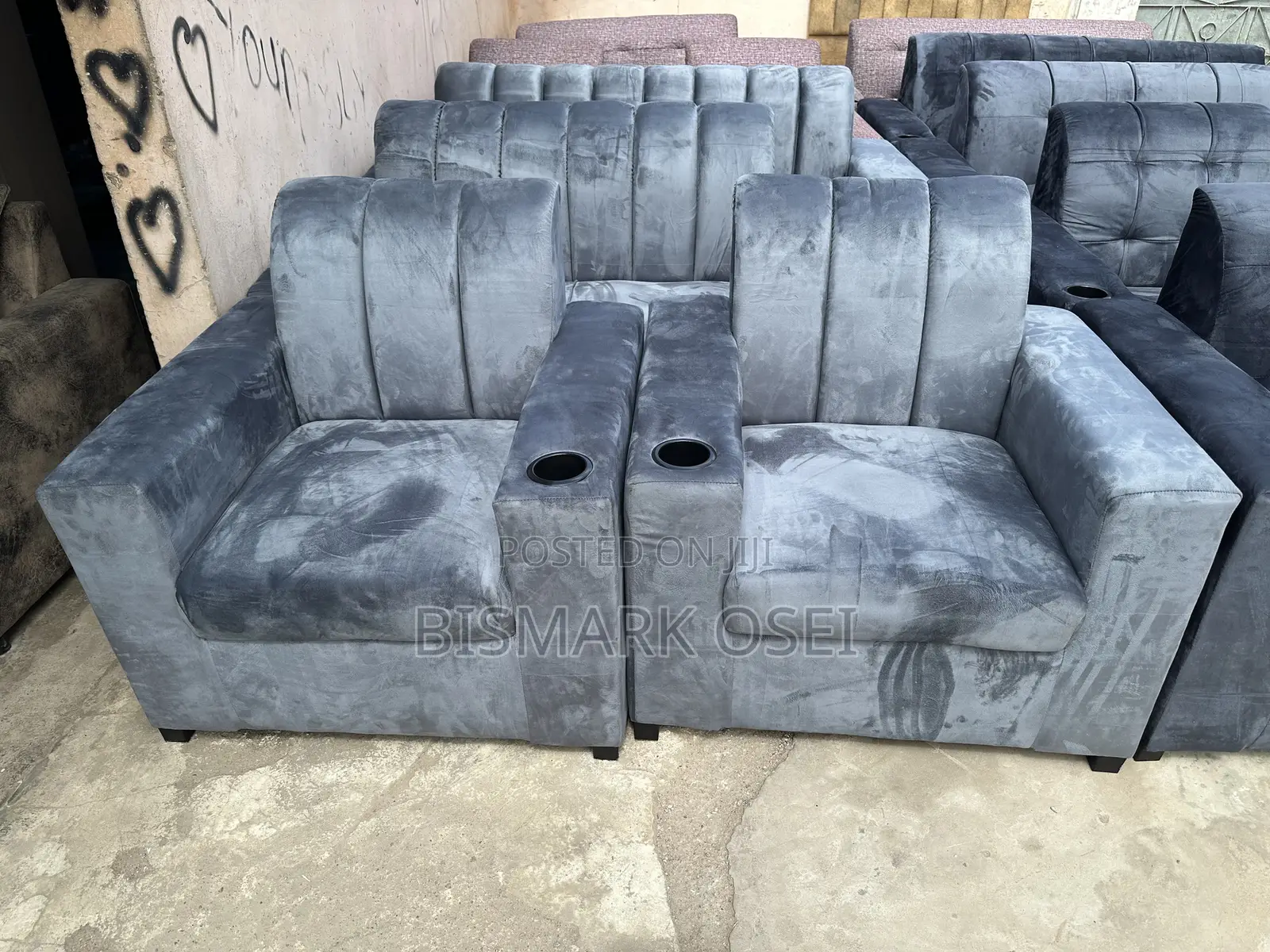 Comfortable 7 Seater Sofa Set