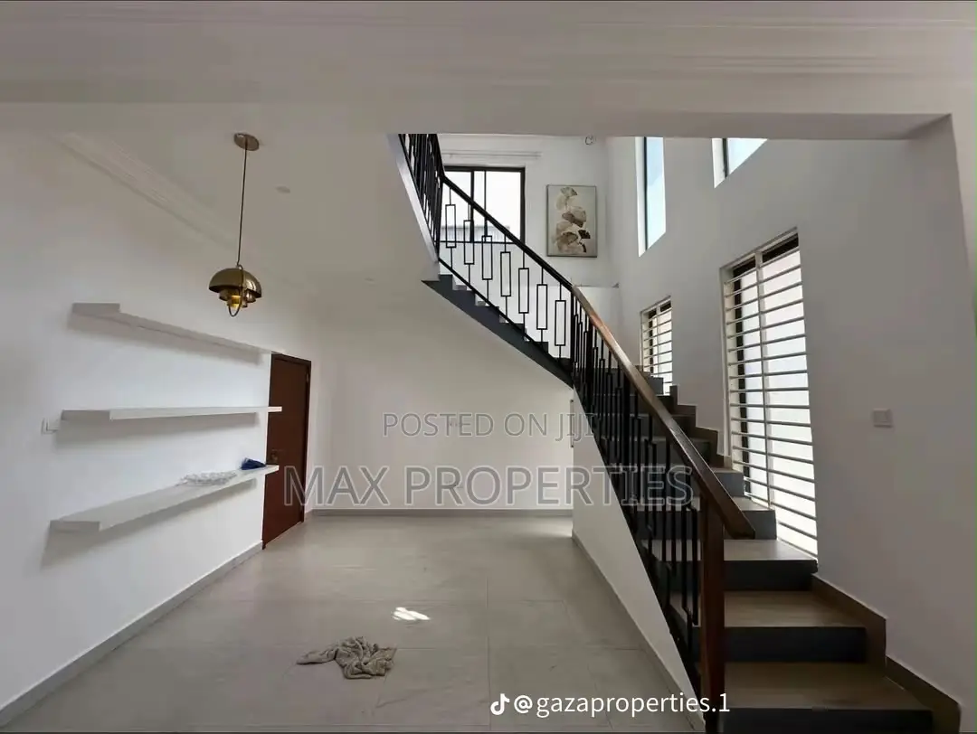 3bdrm Townhouse / Terrace in Haatso for rent